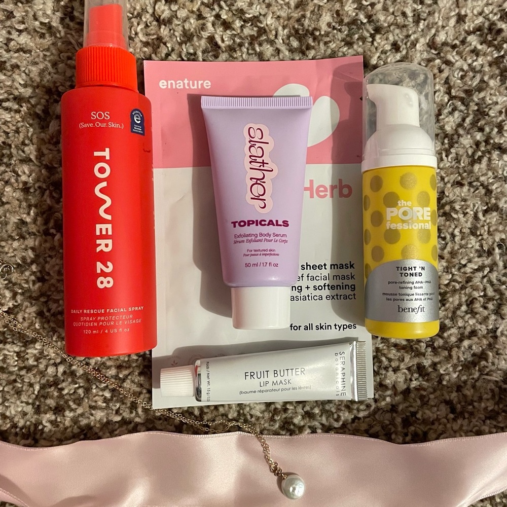 Glow Skincare Bundle ✨